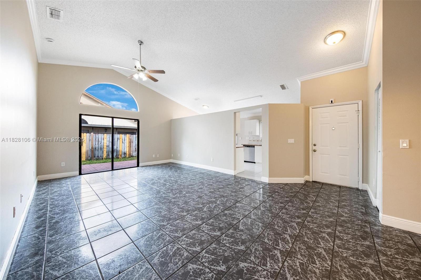 620 Laurel Way
