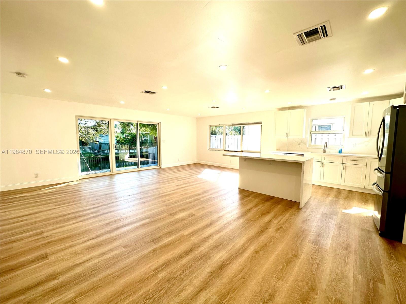 LAKEVIEW HEIGHTS NO 2 - Residential