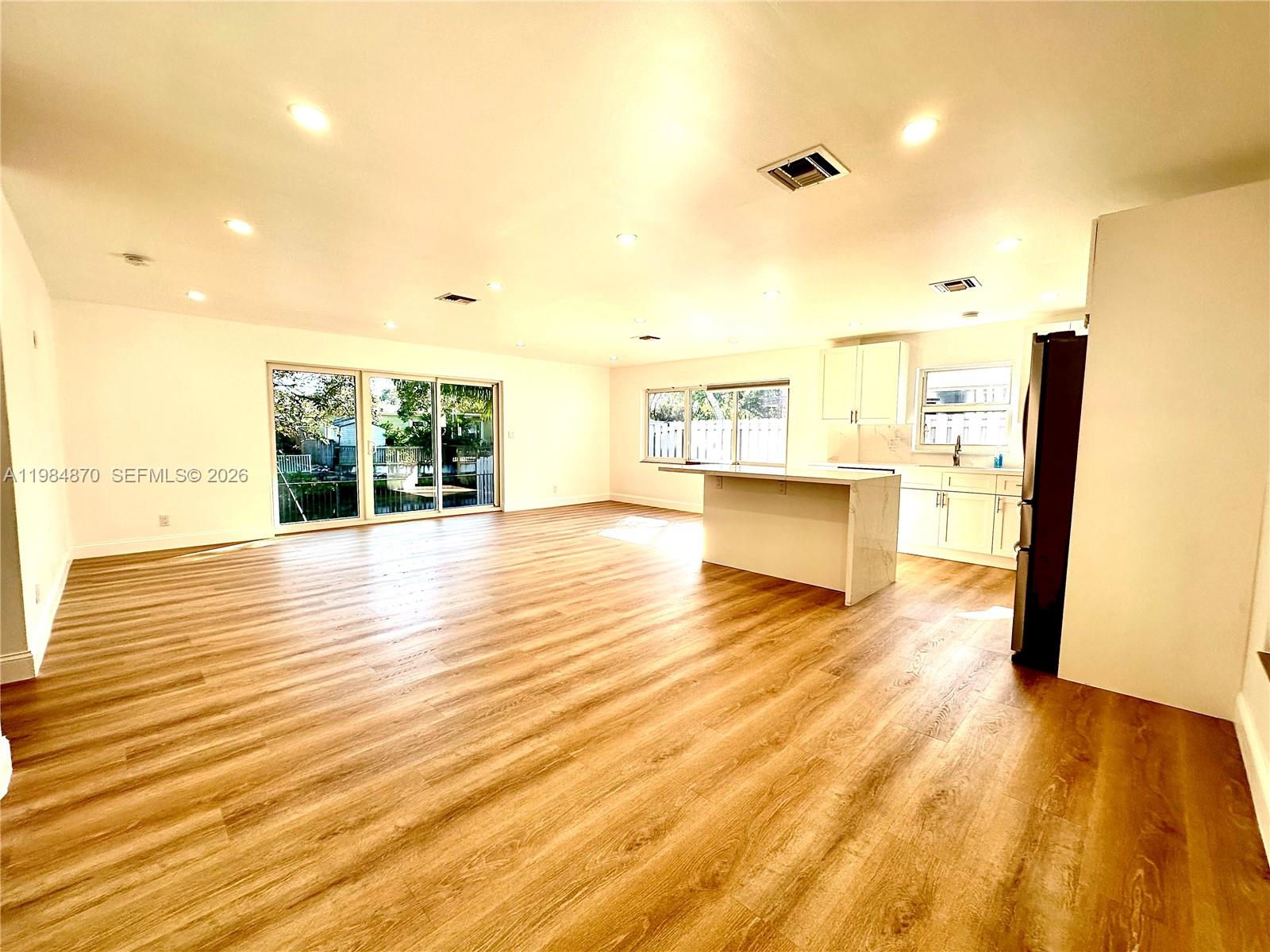 LAKEVIEW HEIGHTS NO 2 - Residential