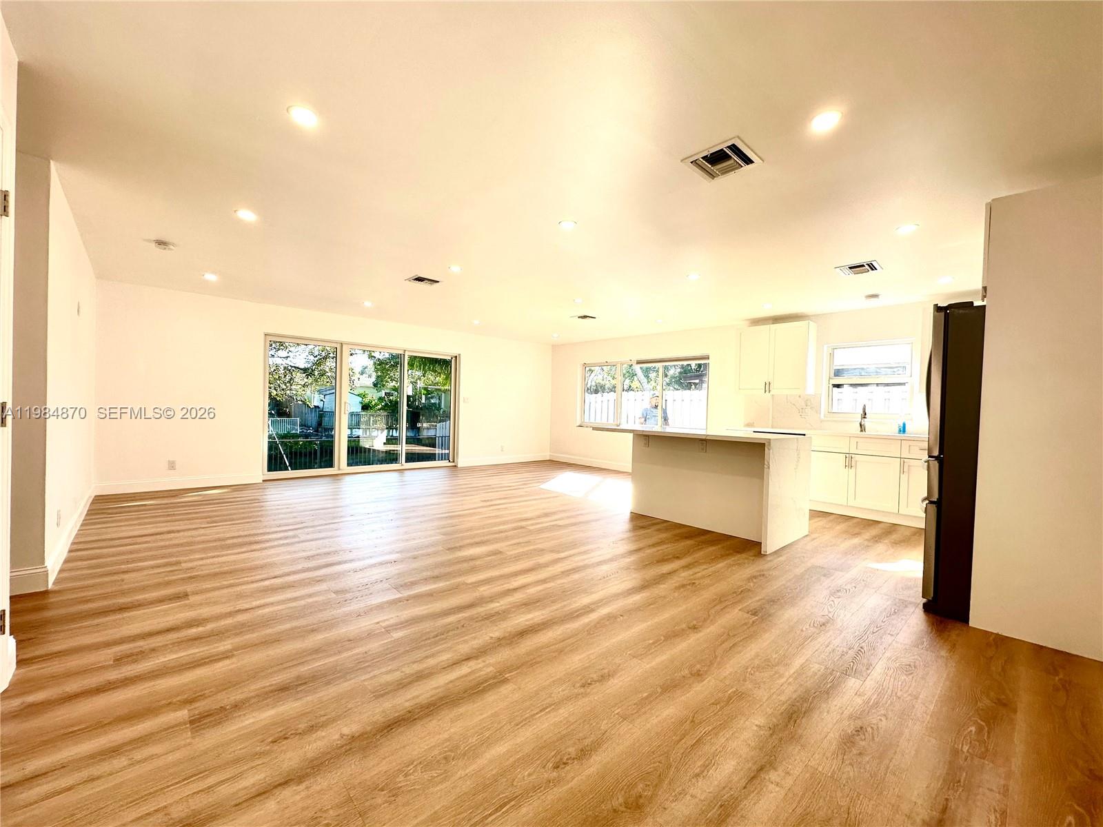 LAKEVIEW HEIGHTS NO 2 - Residential