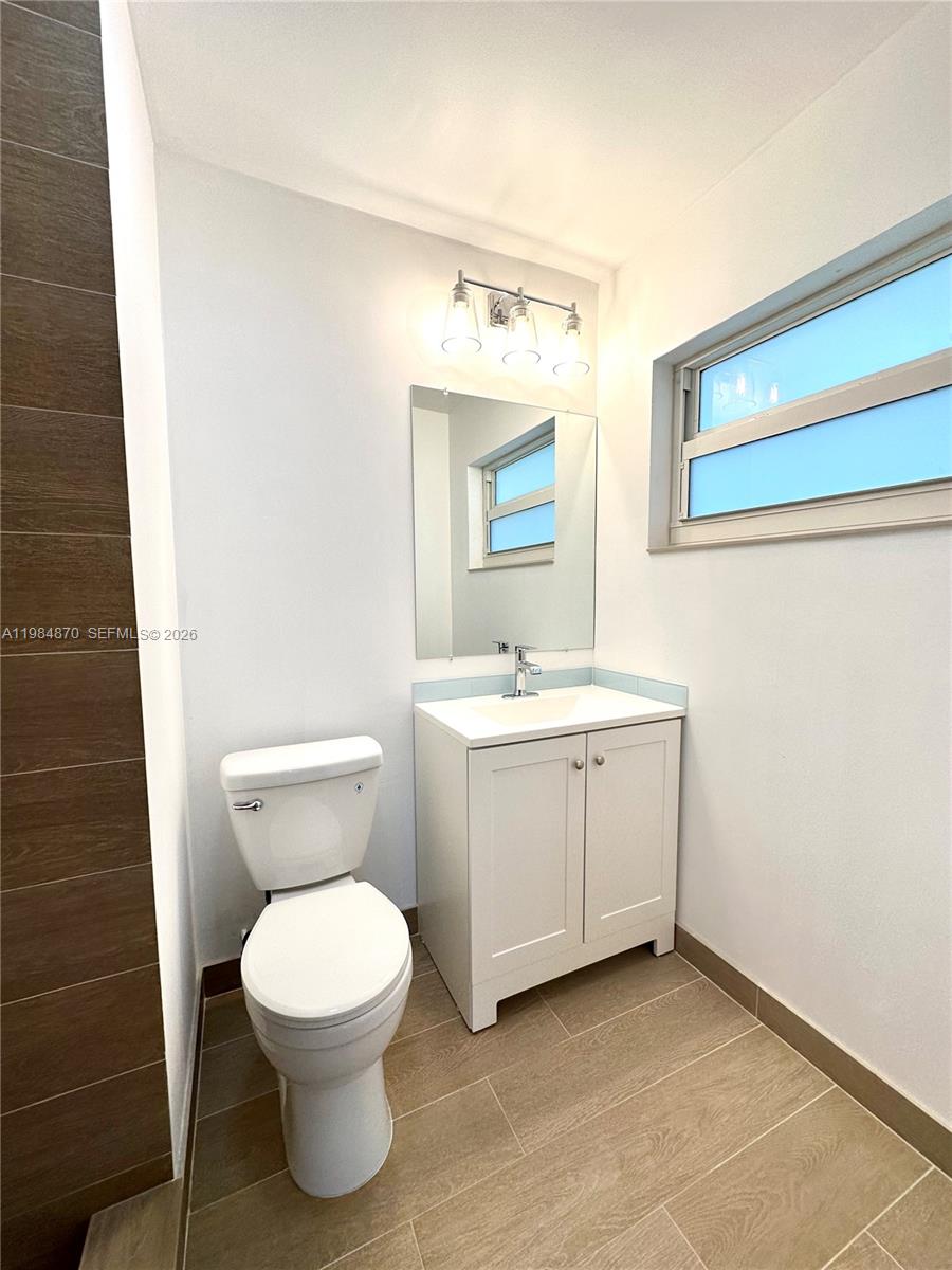 LAKEVIEW HEIGHTS NO 2 - Residential