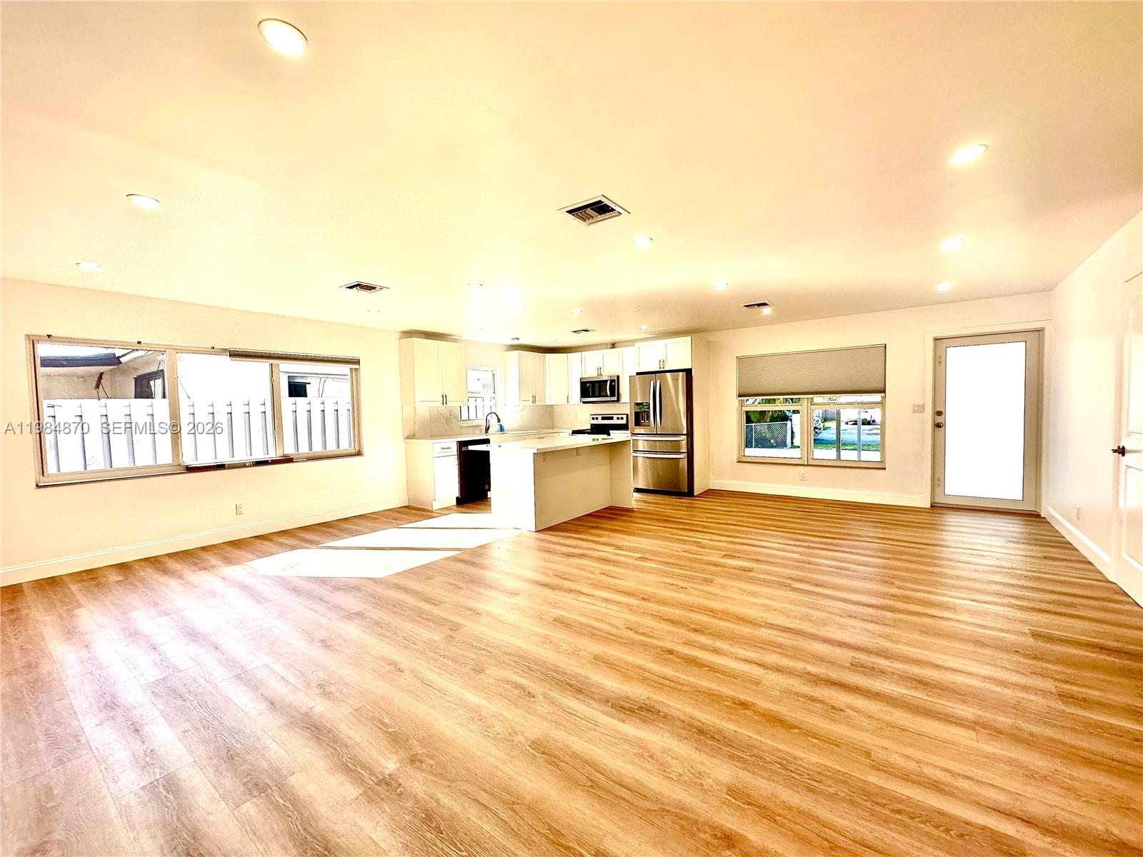 LAKEVIEW HEIGHTS NO 2 - Residential