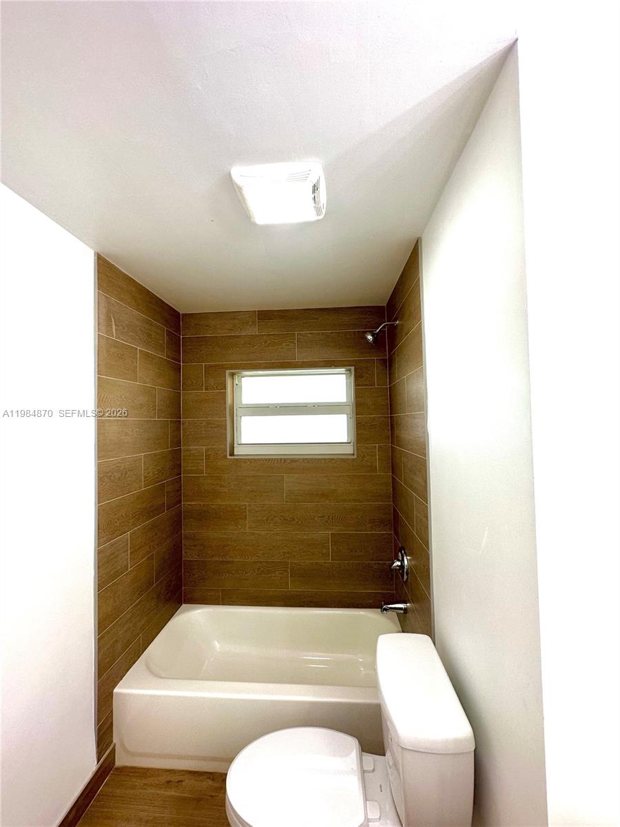 LAKEVIEW HEIGHTS NO 2 - Residential