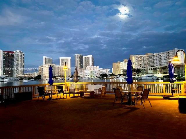 PARK LAYNE TOWERS CONDO - Residential