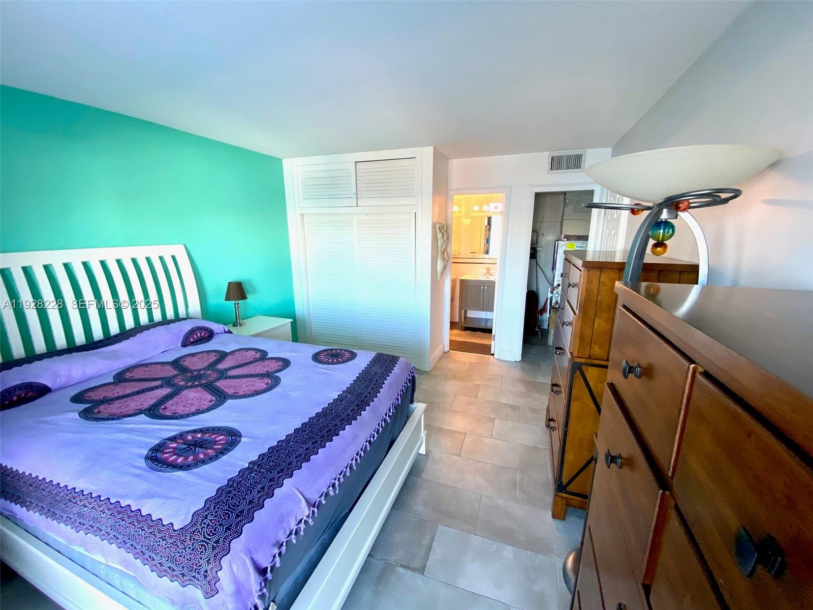 PARK LAYNE TOWERS CONDO - Residential