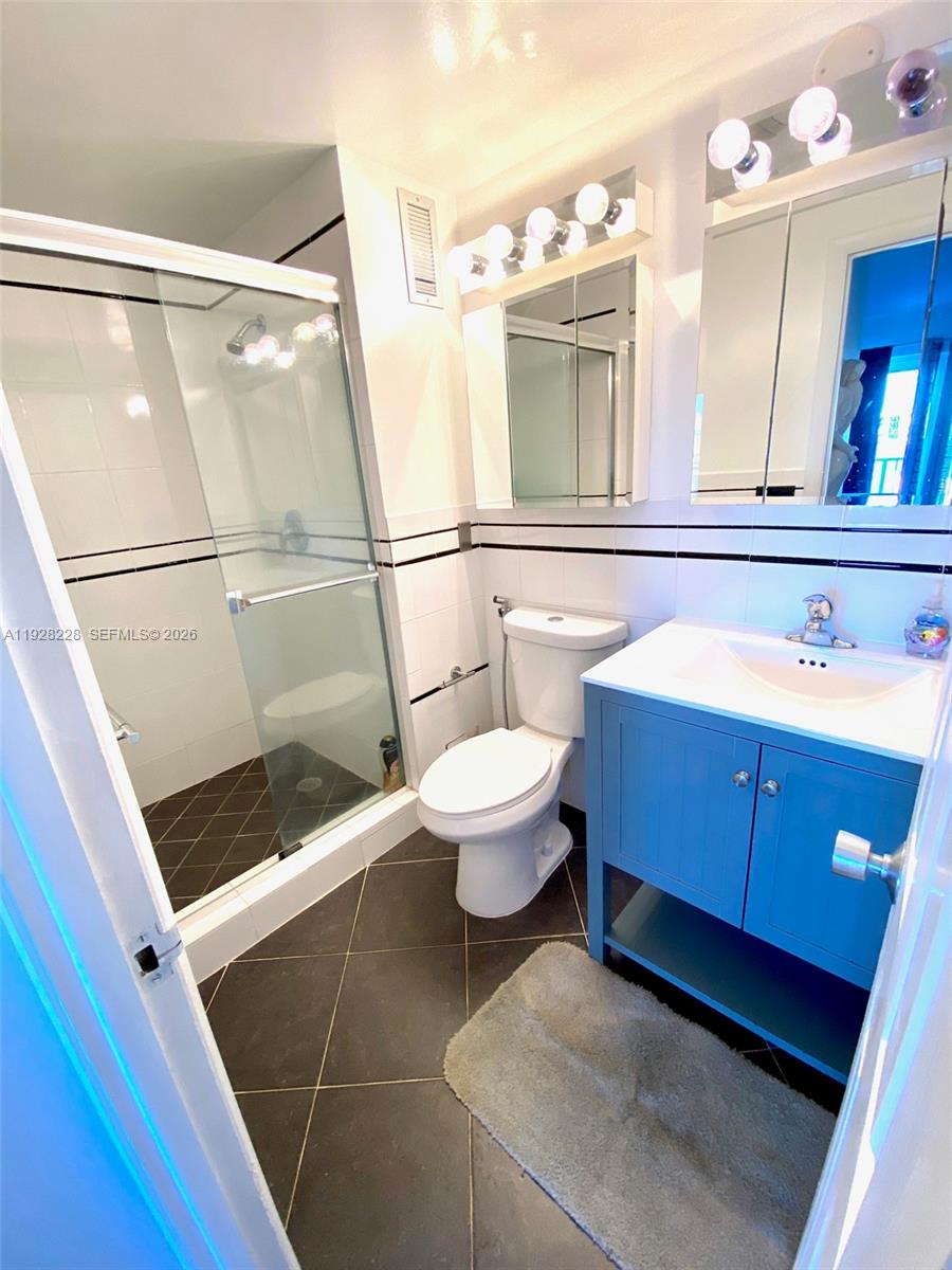 PARK LAYNE TOWERS CONDO - Residential