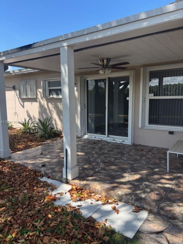 ROYALE GREEN SEC 3 - Residential