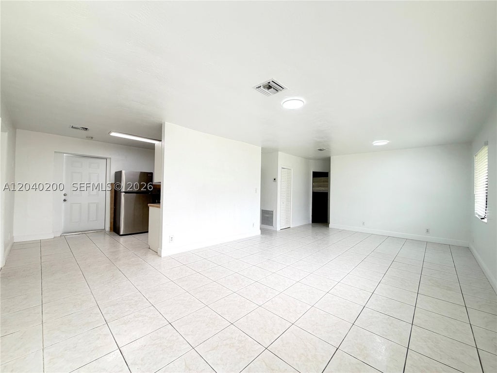 Photo of 1740 SW 47th Ave, Fort Lauderdale, FL 33317 (MLS # A12040200)