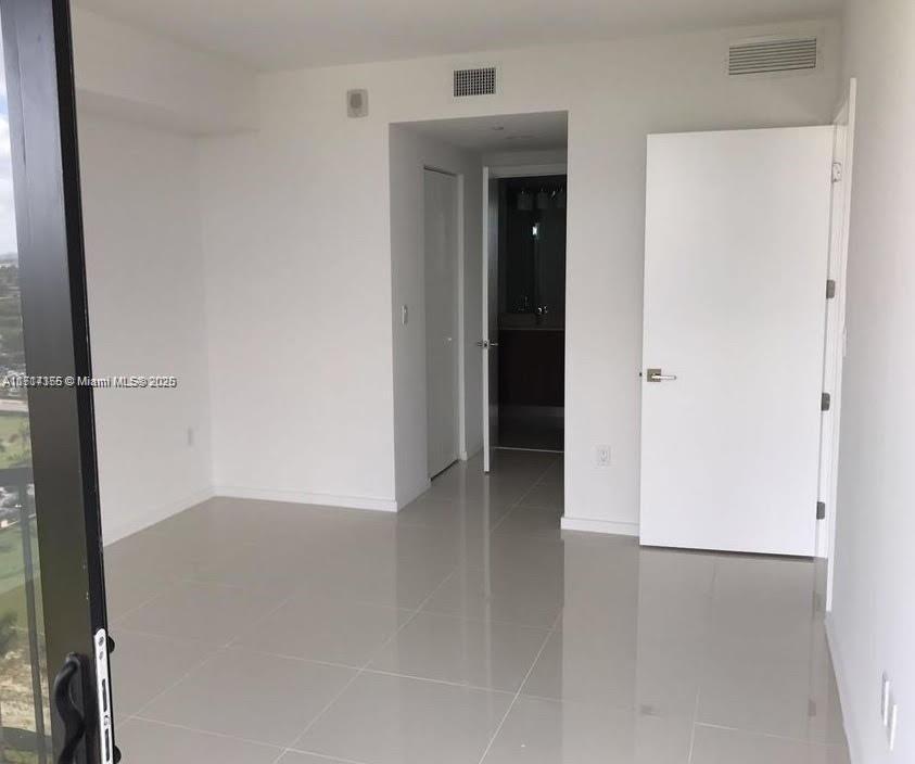 5252 PASEO CONDO - Residential