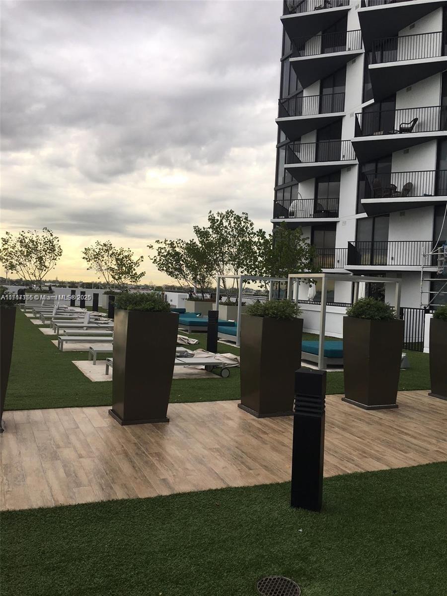 5252 PASEO CONDO - Residential