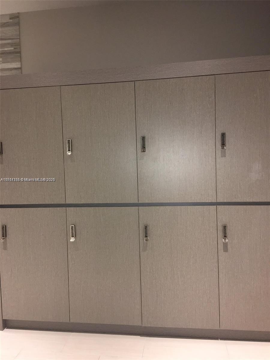 5252 PASEO CONDO - Residential