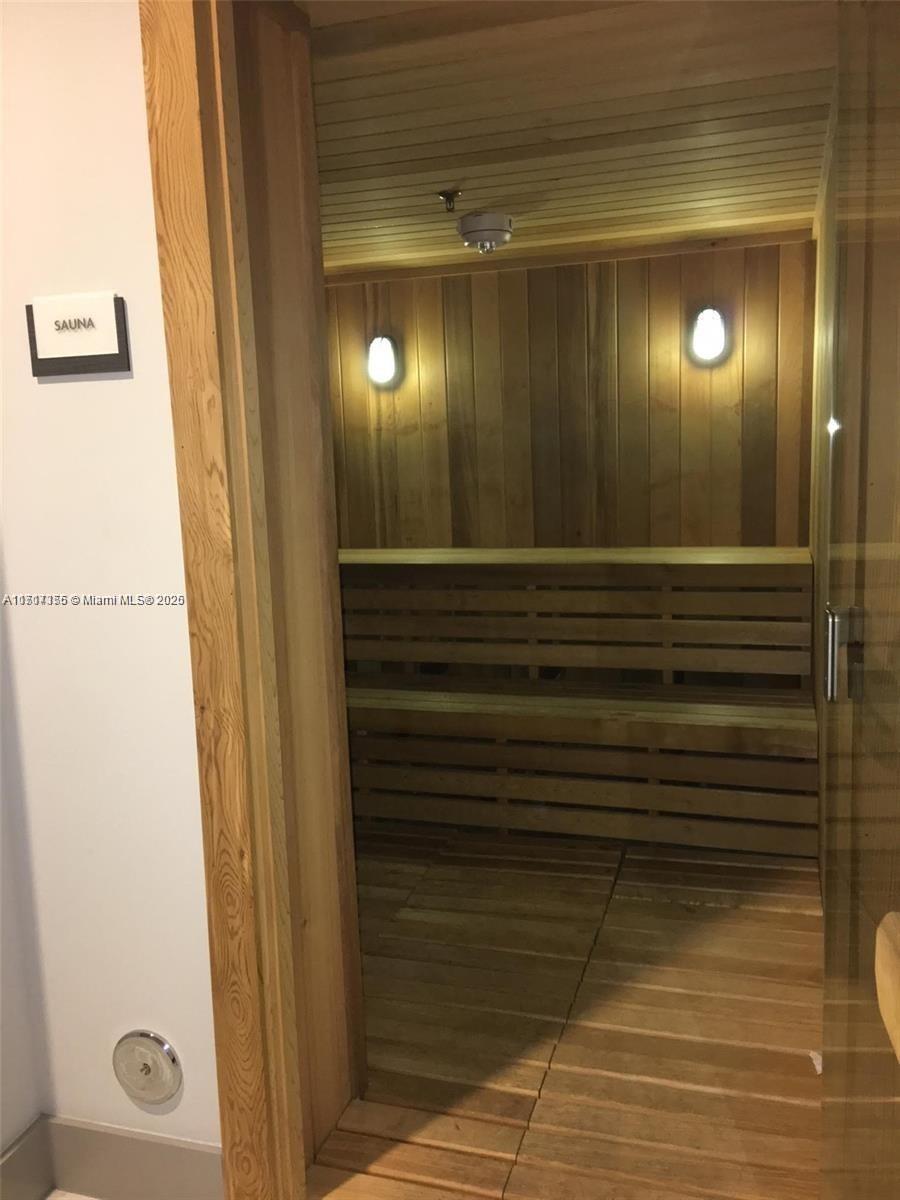 5252 PASEO CONDO - Residential