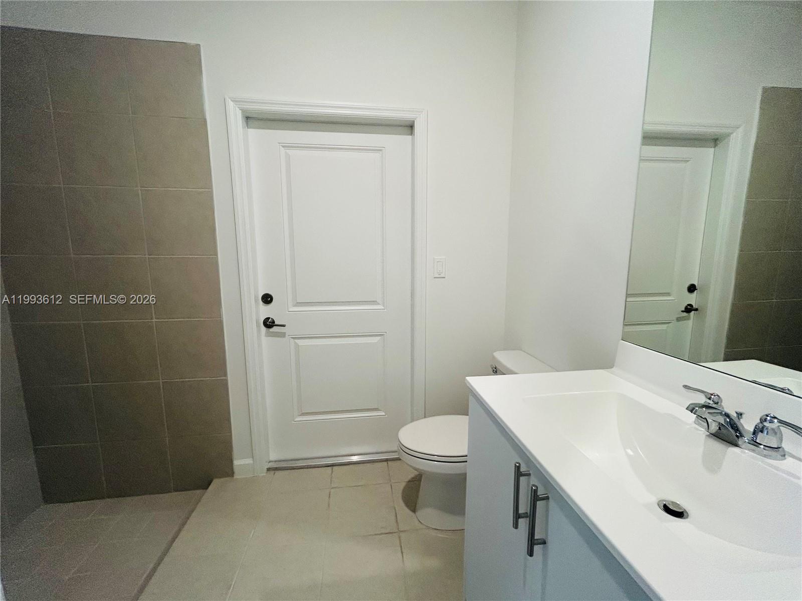 ACACIA GROVES - Residential Lease