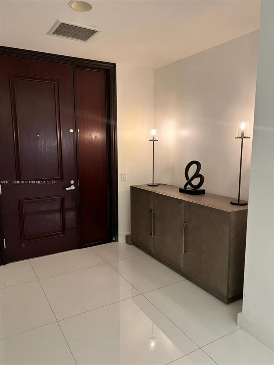 9499 Collins Ave Ph-04, Surfside, Miami-Dade County, Florida - 3 Bedrooms  
3 Bathrooms - 