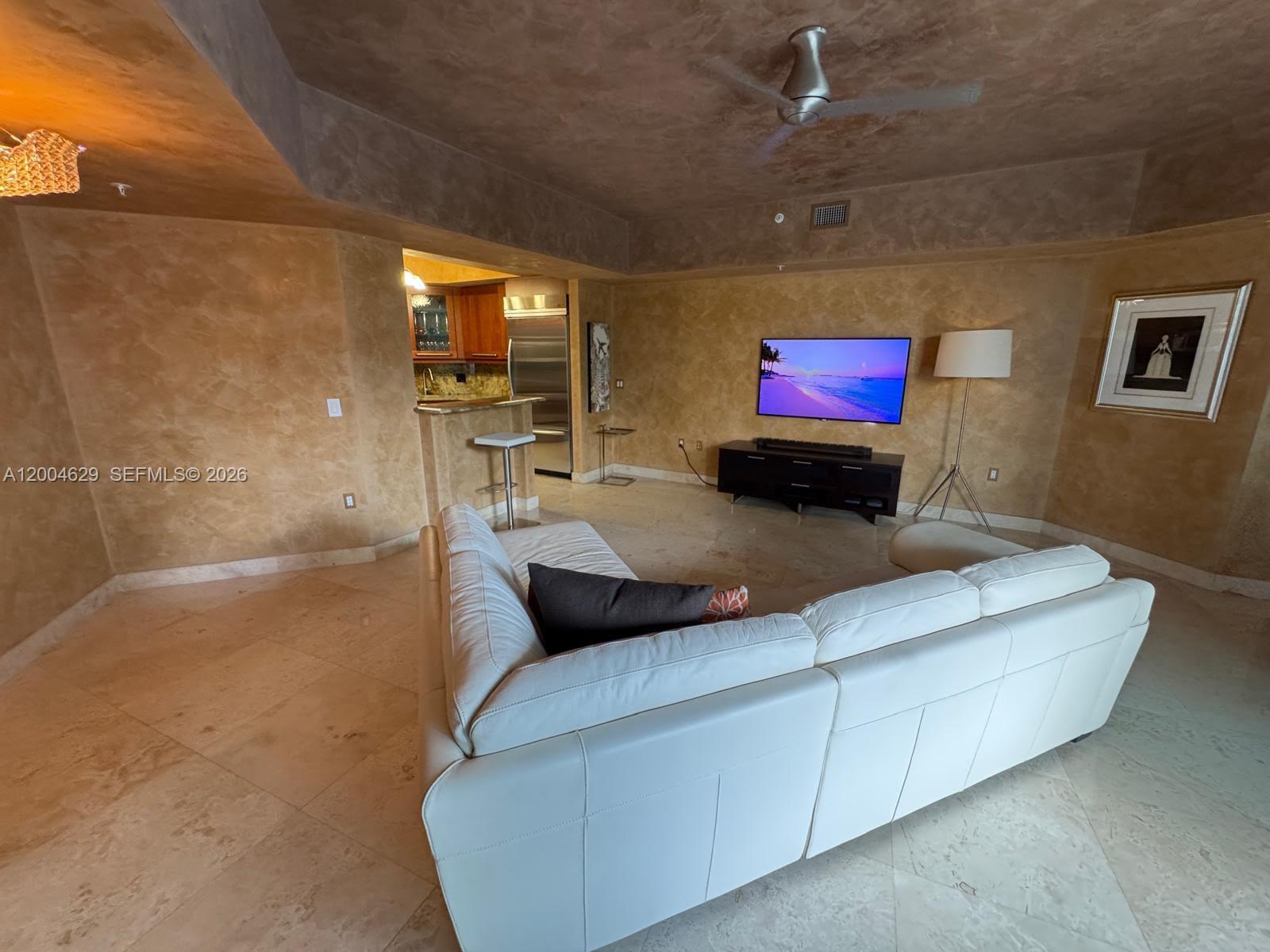 LAS OLAS RIVER HOUSE COND - Residential