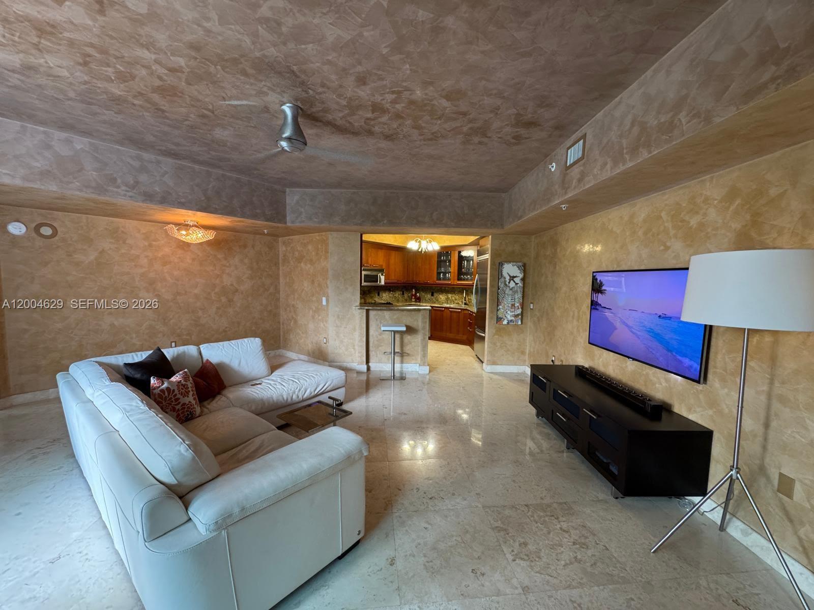 LAS OLAS RIVER HOUSE COND - Residential