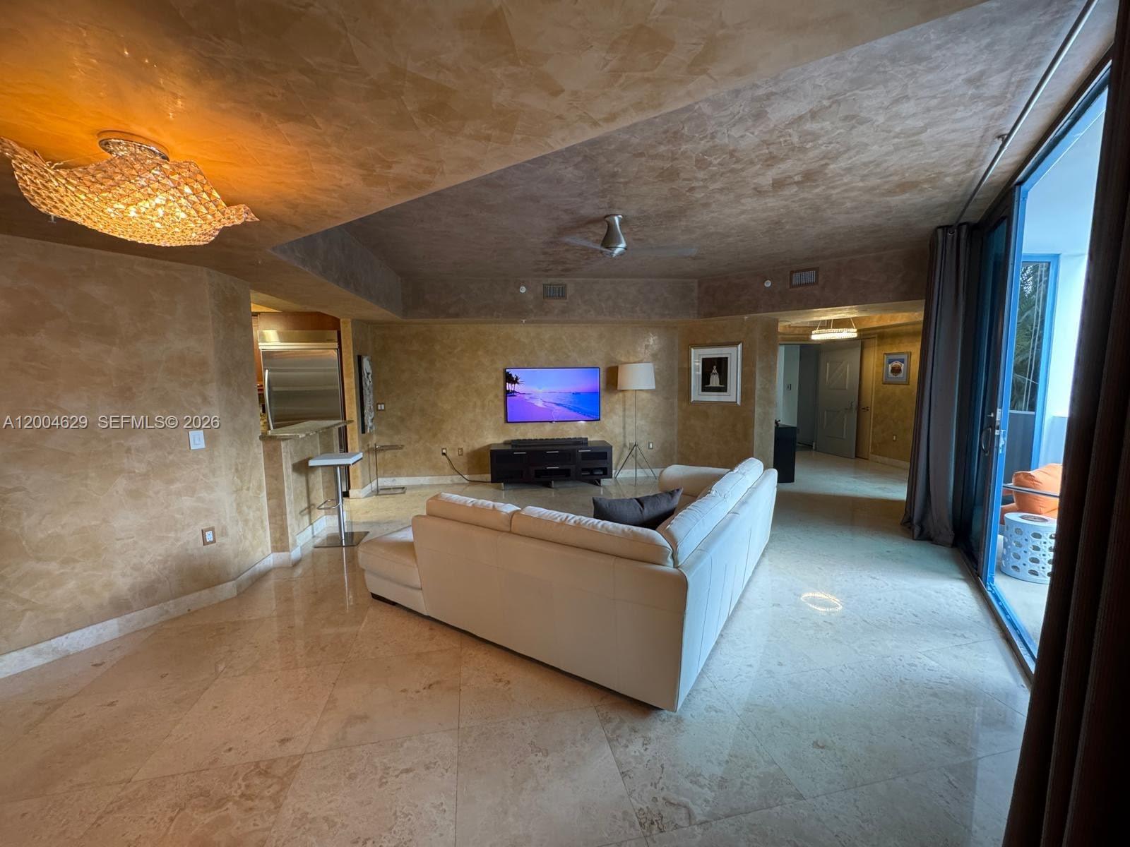 LAS OLAS RIVER HOUSE COND - Residential