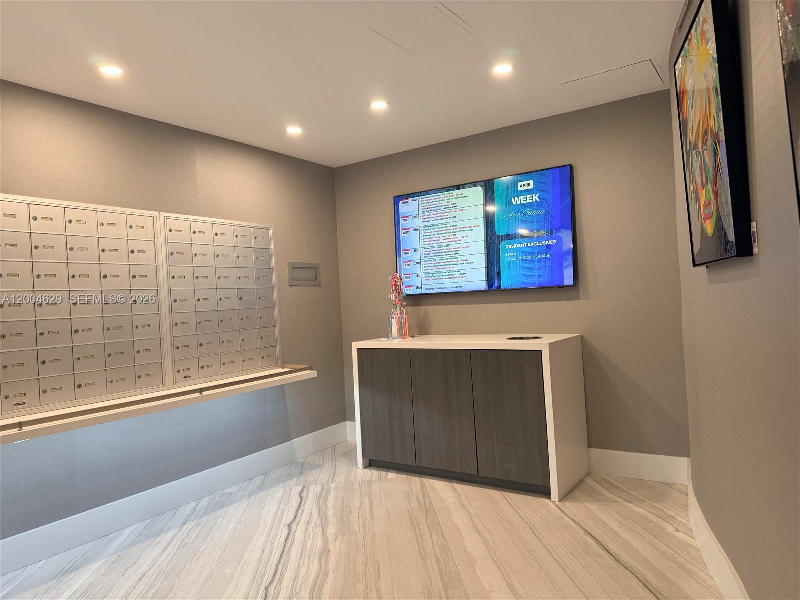 LAS OLAS RIVER HOUSE COND - Residential