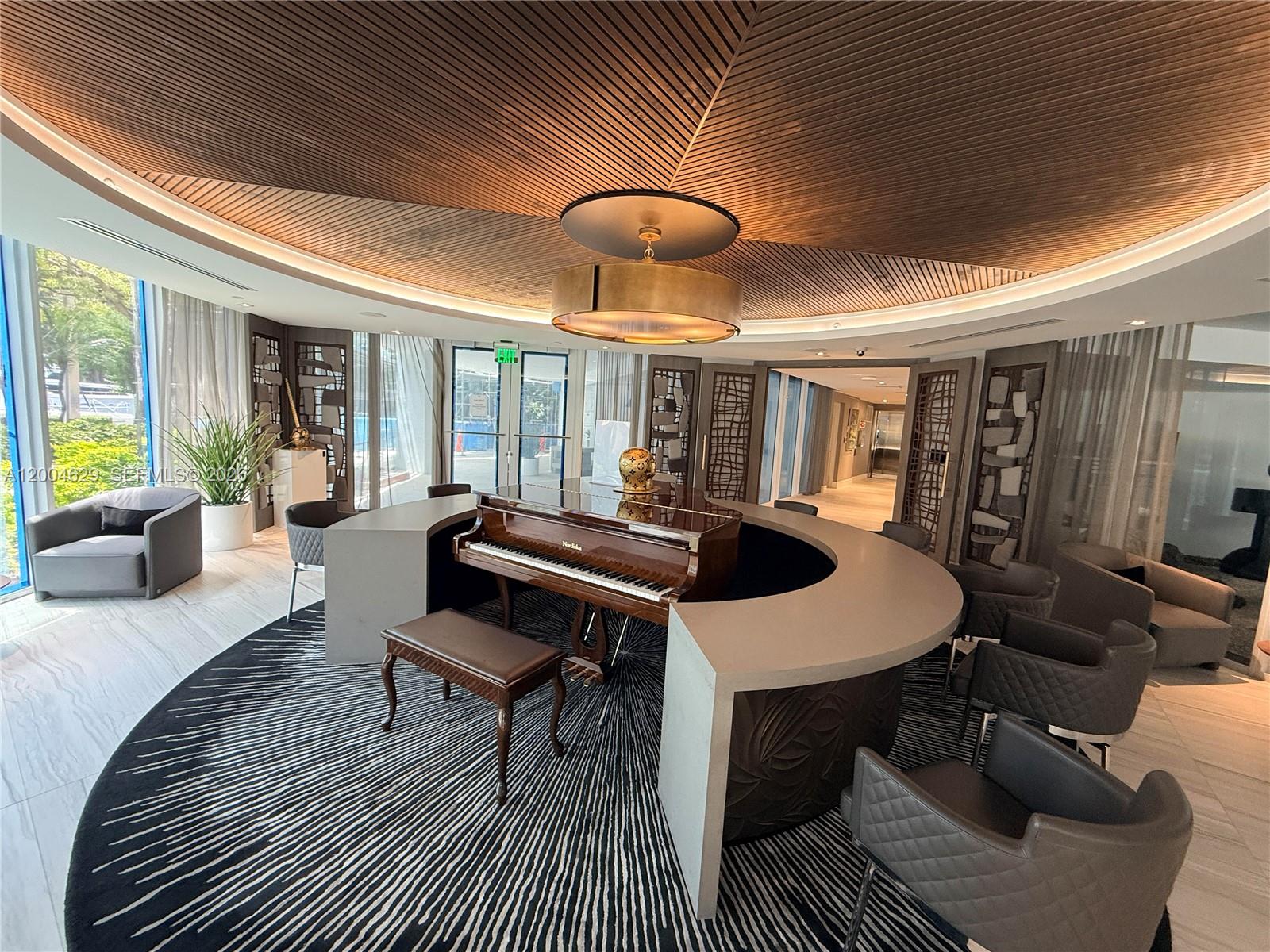 LAS OLAS RIVER HOUSE COND - Residential