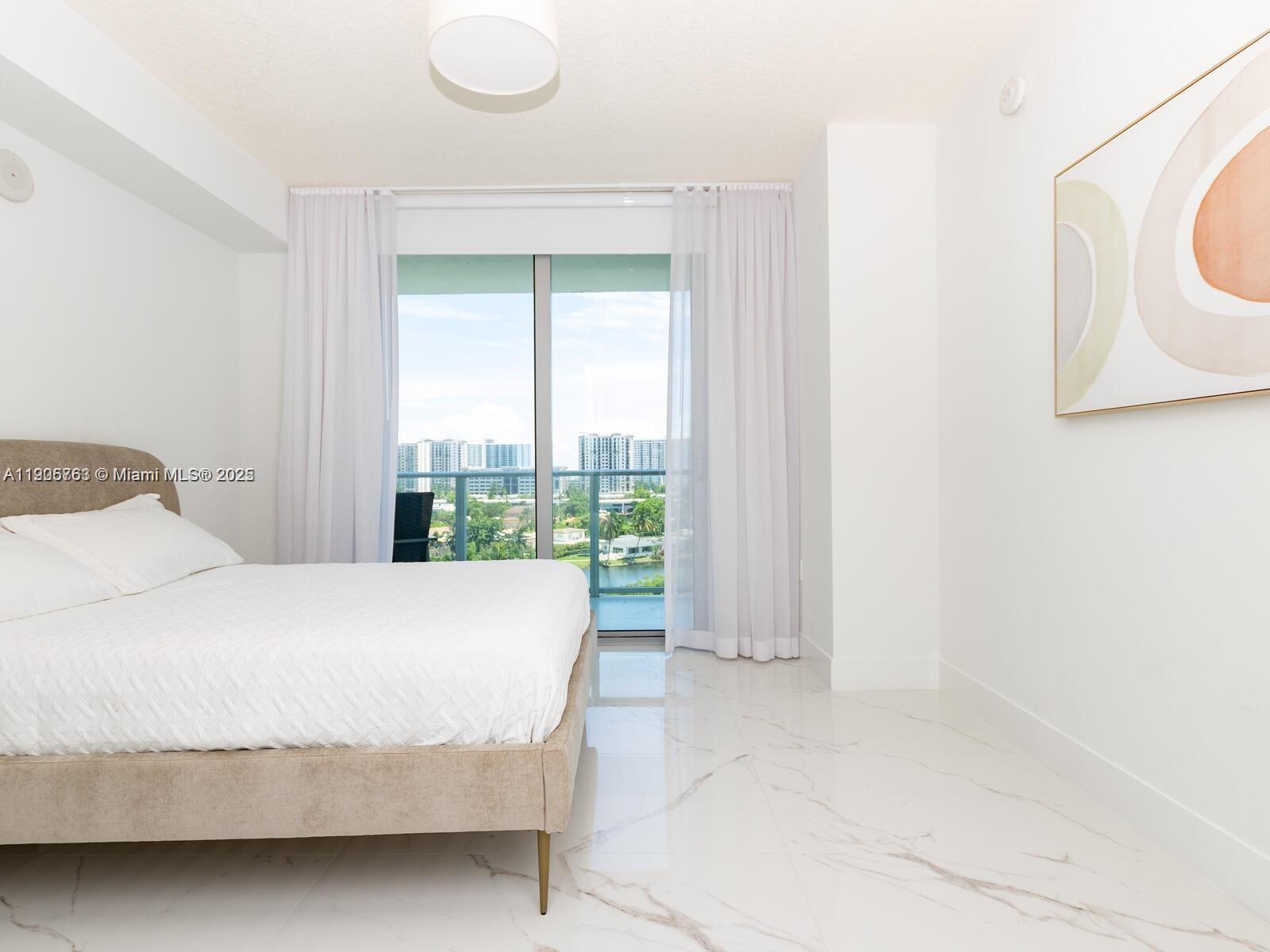 PARQUE TOWERS CONDO - Residential Lease