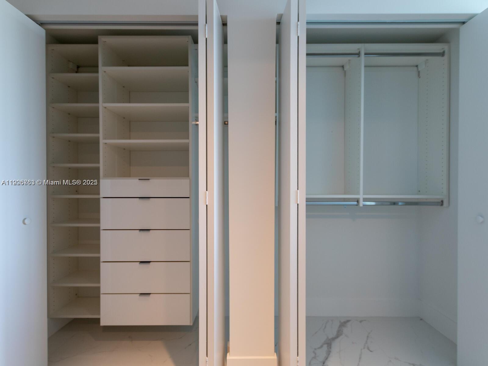 PARQUE TOWERS CONDO - Residential Lease