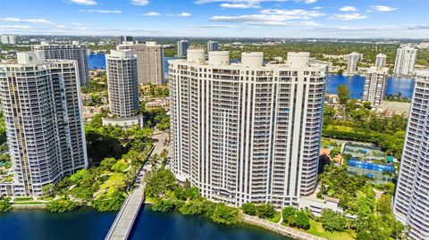 A home in Aventura