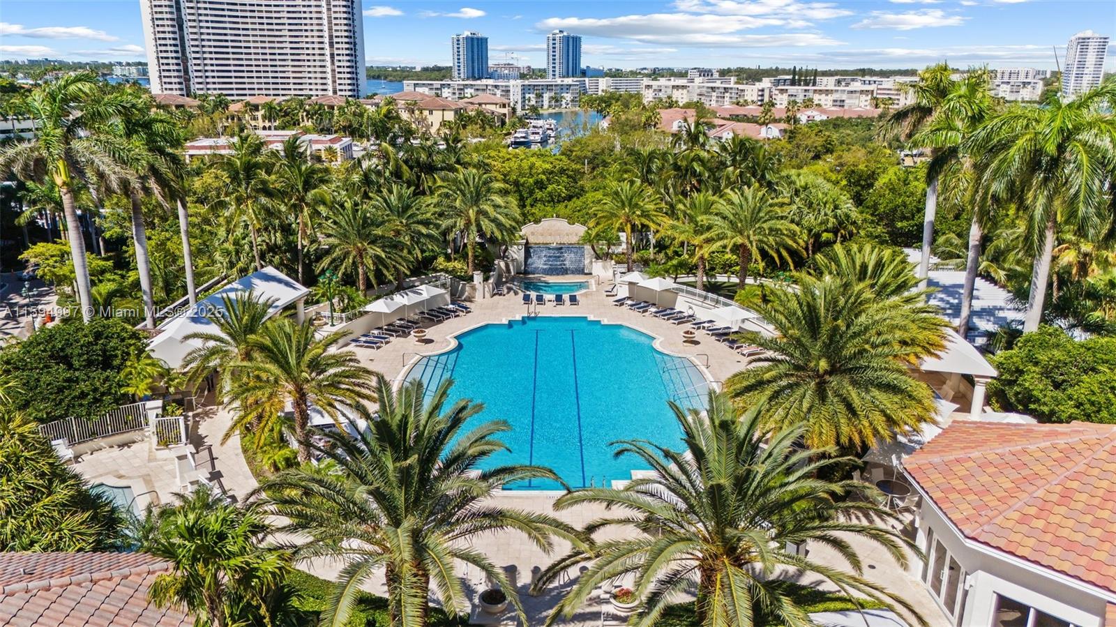 BELLAMARE @ WILLIAMS ISLA - Residential