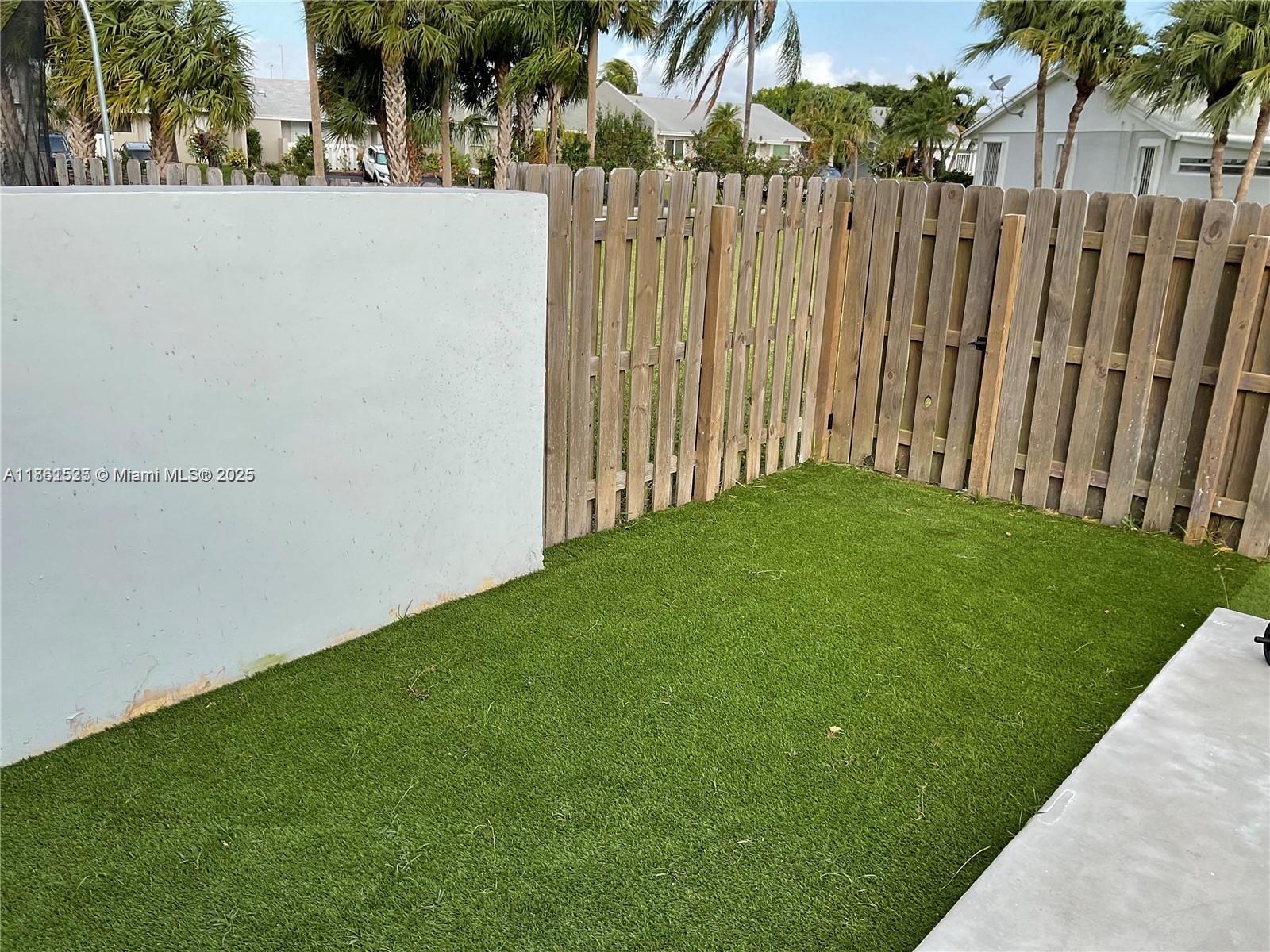 CUTLER CREEK CLUB SEC 2 - Residential Lease