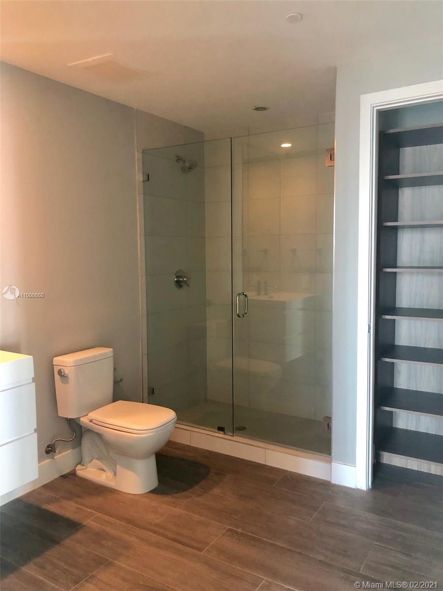 BISCAYNE BEACH CONDO - Residential Lease