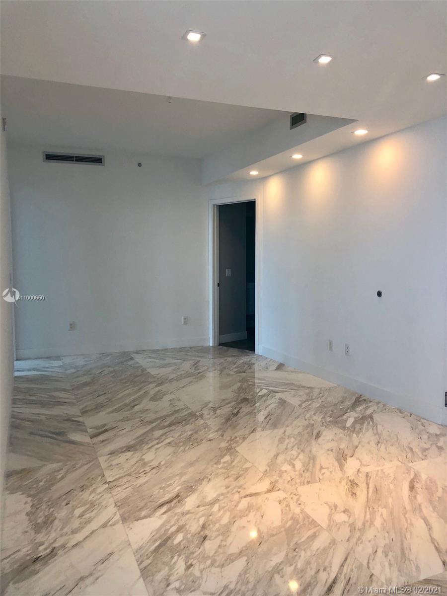 BISCAYNE BEACH CONDO - Residential Lease