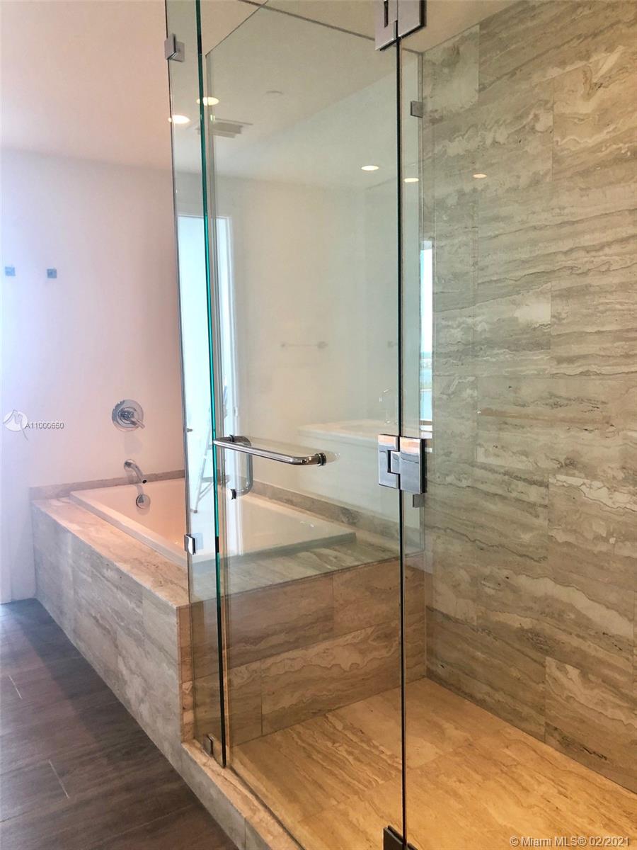BISCAYNE BEACH CONDO - Residential Lease