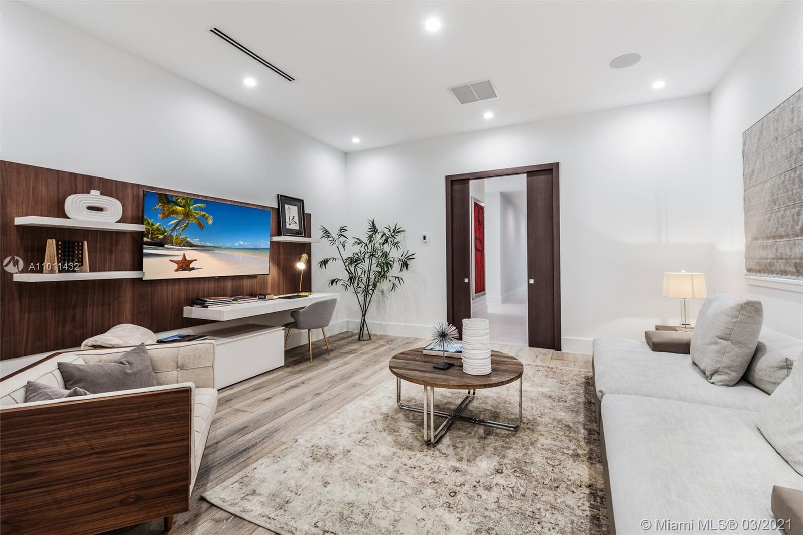 HELMS COUNTRY ESTATES RE- - Residential