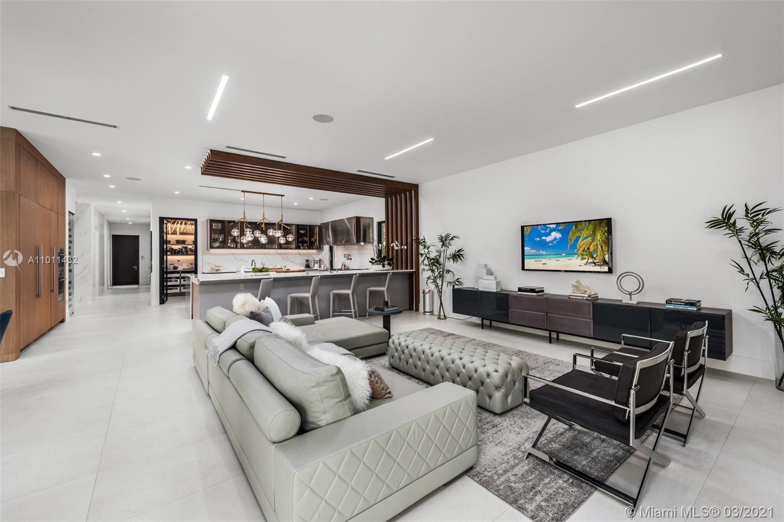 HELMS COUNTRY ESTATES RE- - Residential