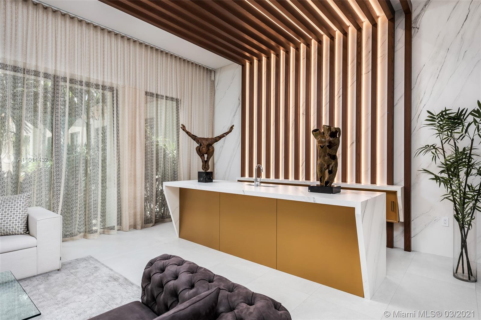 HELMS COUNTRY ESTATES RE- - Residential