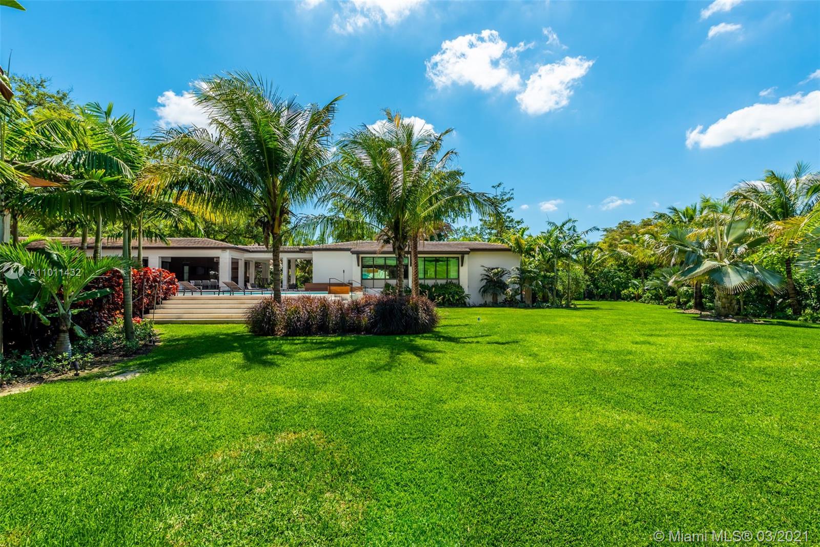 HELMS COUNTRY ESTATES RE- - Residential