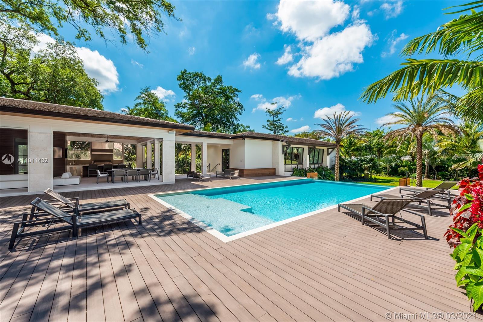 HELMS COUNTRY ESTATES RE- - Residential