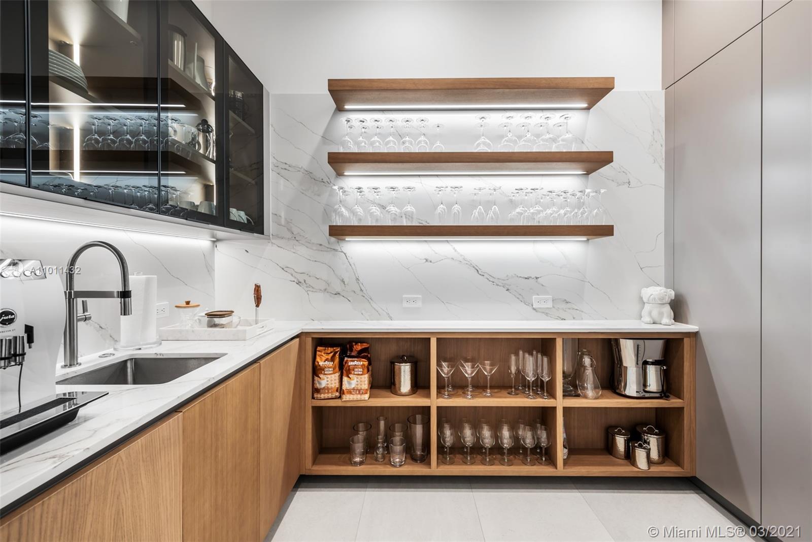 HELMS COUNTRY ESTATES RE- - Residential