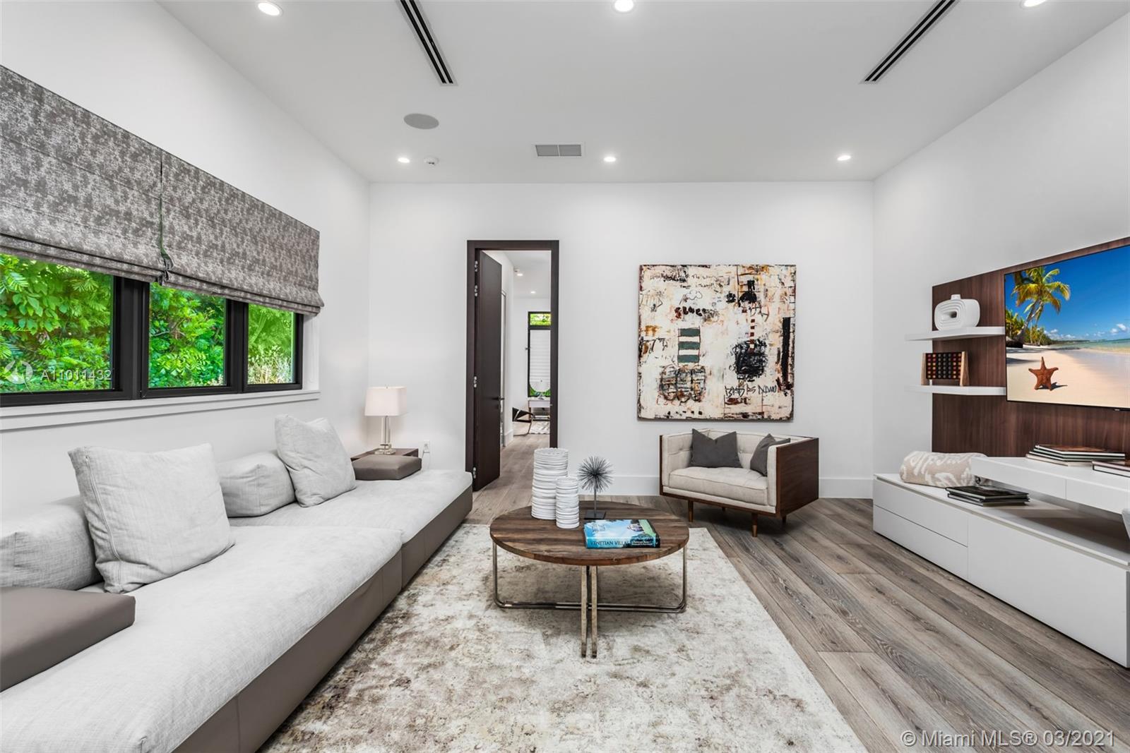 HELMS COUNTRY ESTATES RE- - Residential