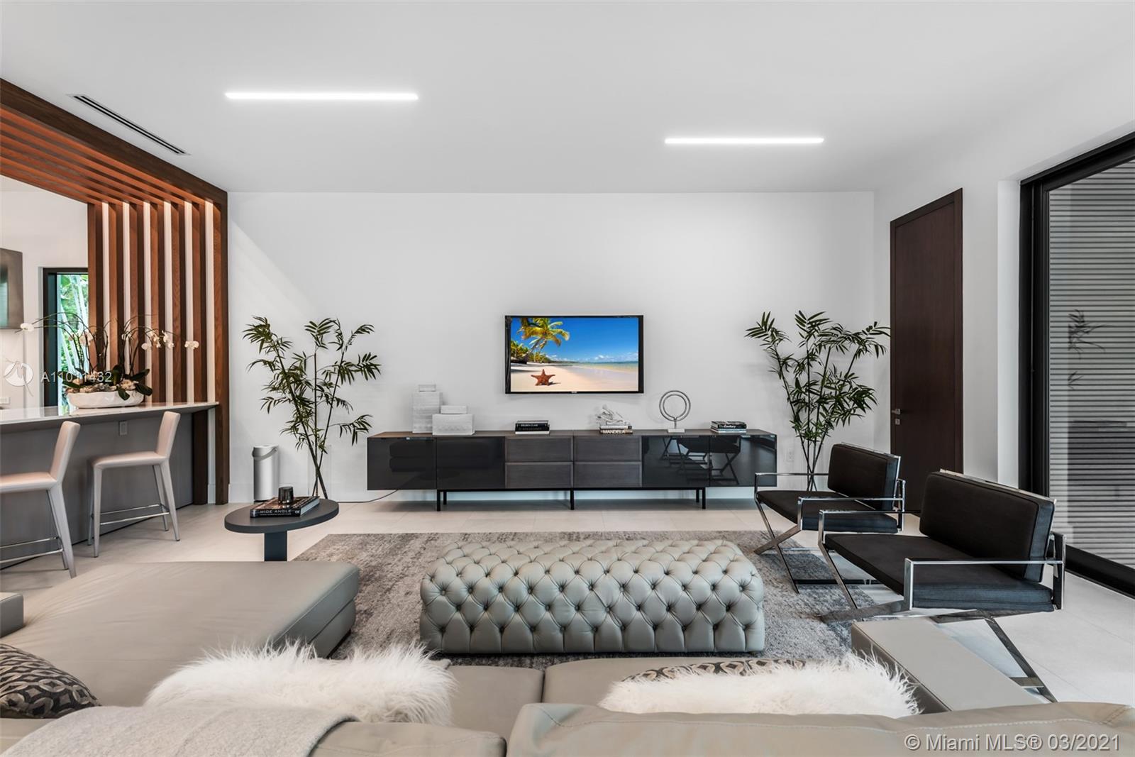 HELMS COUNTRY ESTATES RE- - Residential