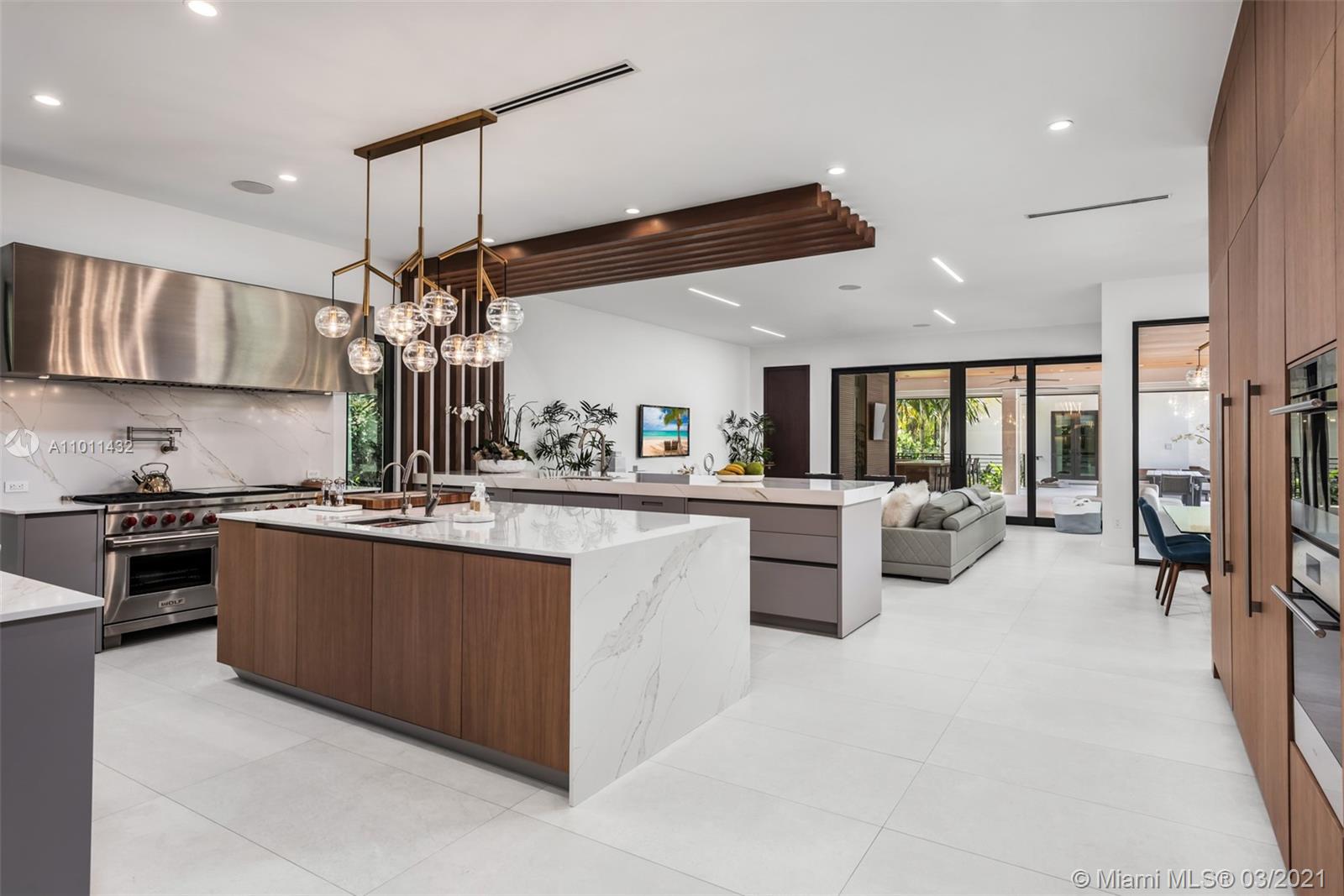 HELMS COUNTRY ESTATES RE- - Residential