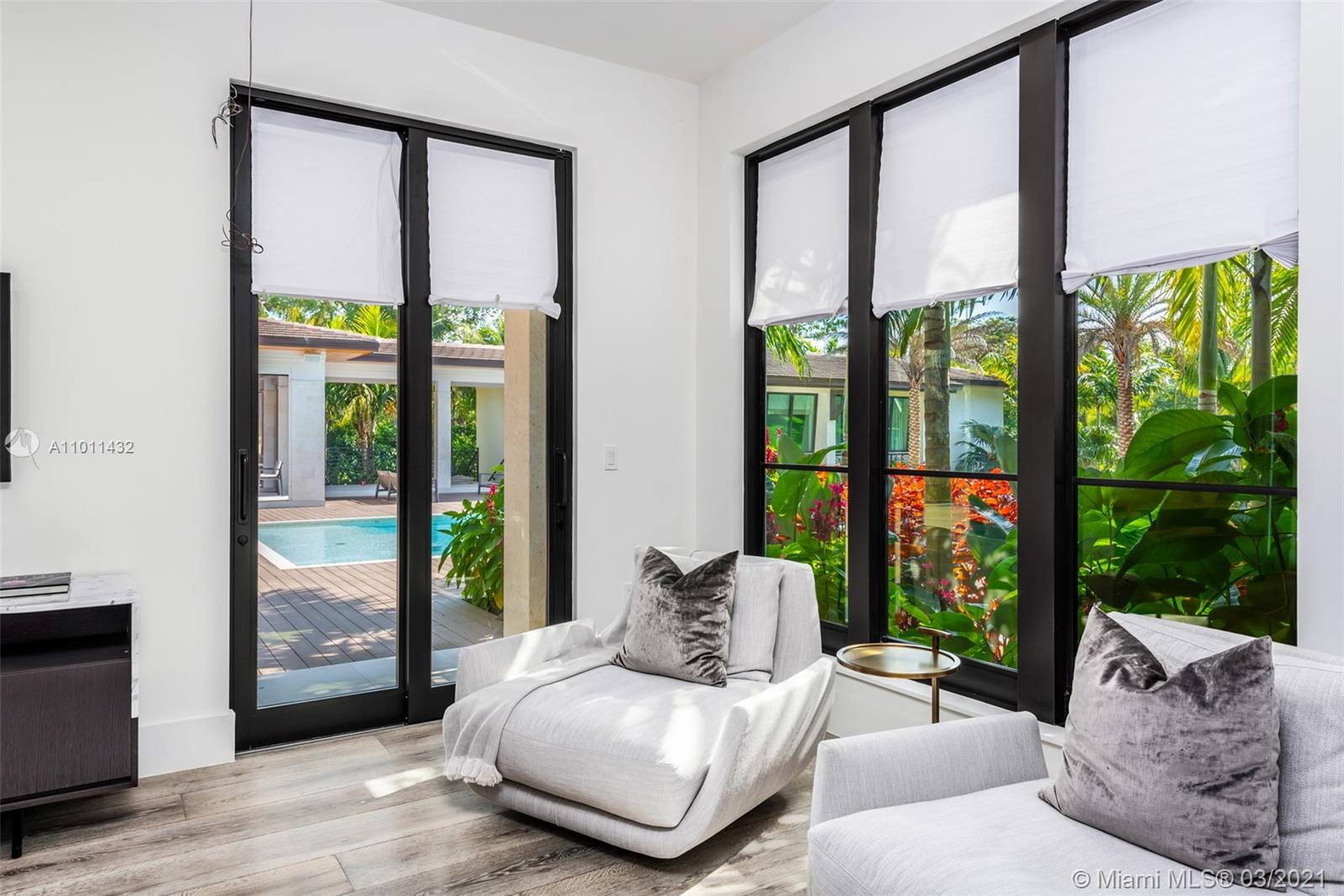 HELMS COUNTRY ESTATES RE- - Residential