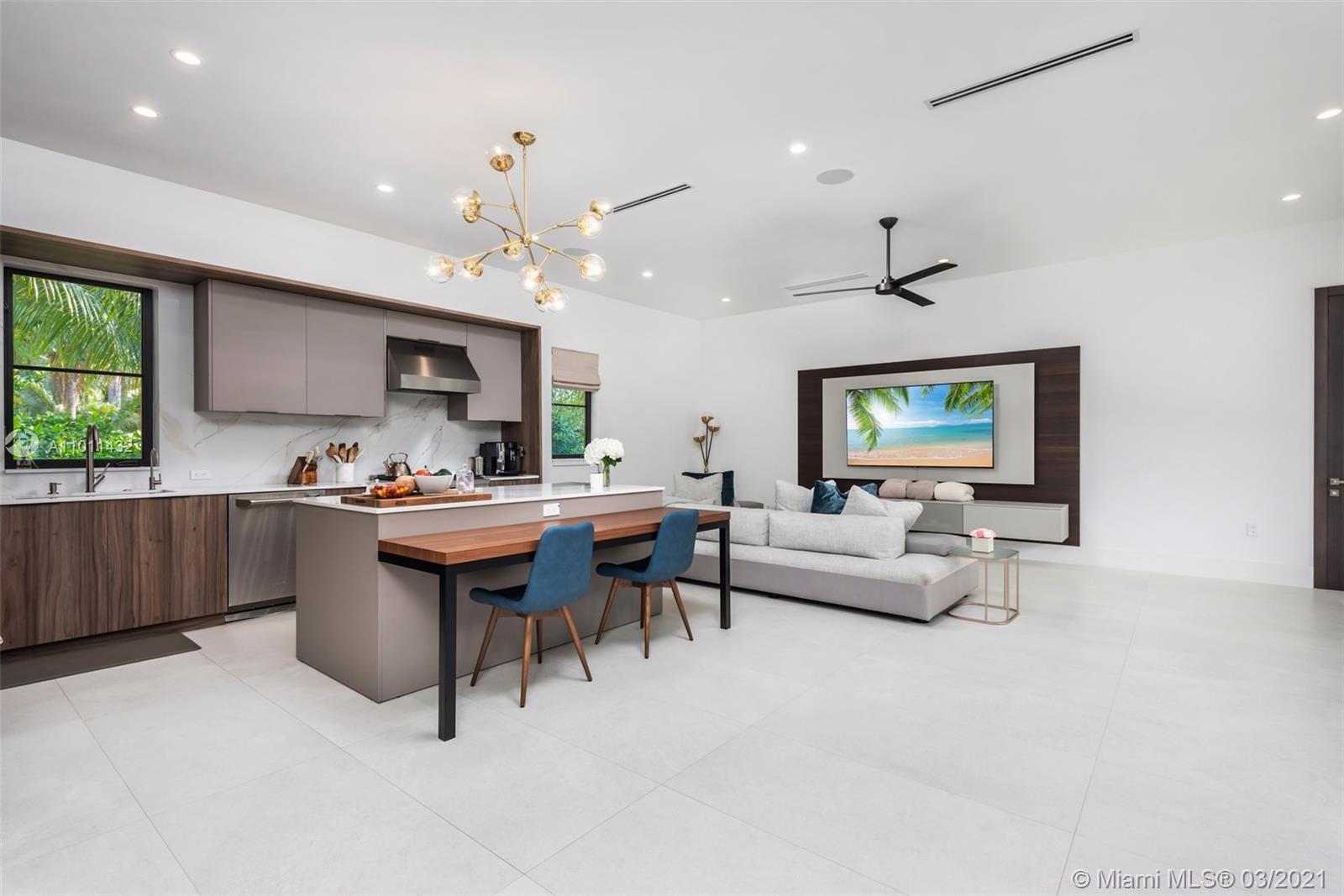 HELMS COUNTRY ESTATES RE- - Residential