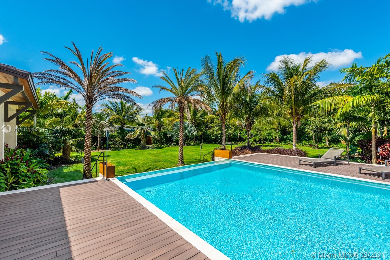 HELMS COUNTRY ESTATES RE- - Residential