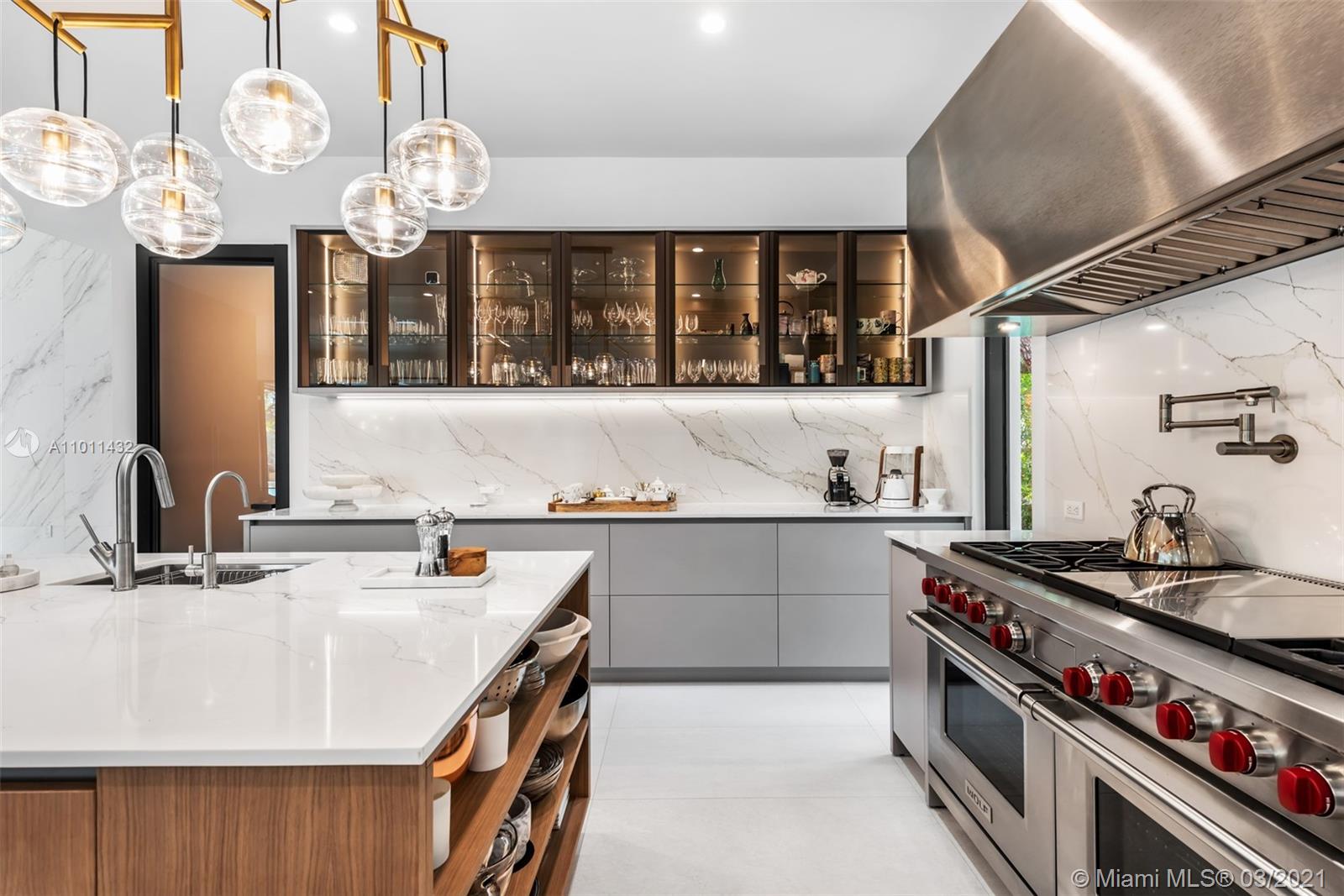 HELMS COUNTRY ESTATES RE- - Residential