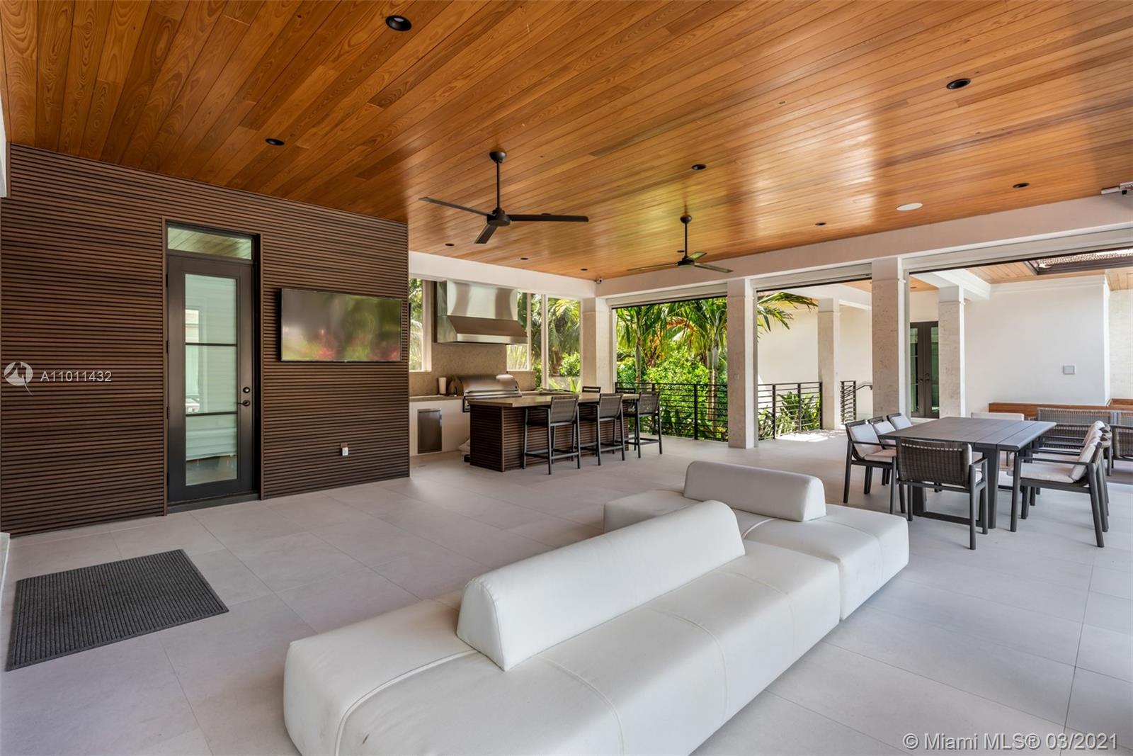 HELMS COUNTRY ESTATES RE- - Residential