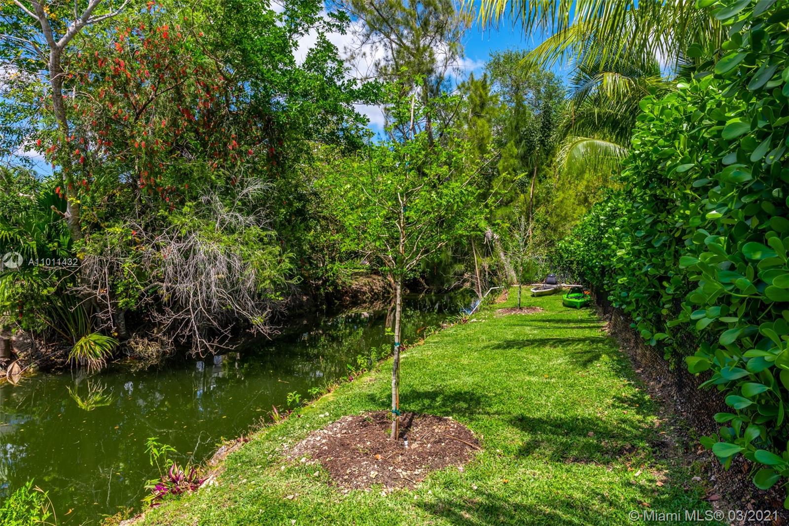 HELMS COUNTRY ESTATES RE- - Residential