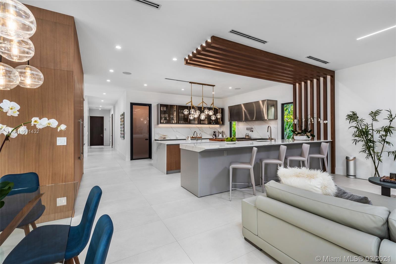 HELMS COUNTRY ESTATES RE- - Residential