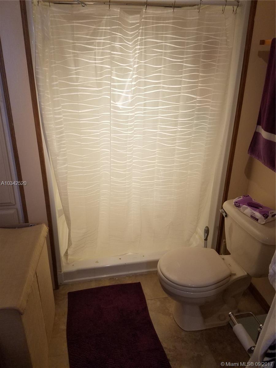 Ravenswood Estates & Mari - Residential Lease