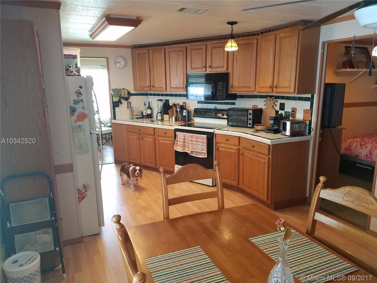 Ravenswood Estates & Mari - Residential Lease