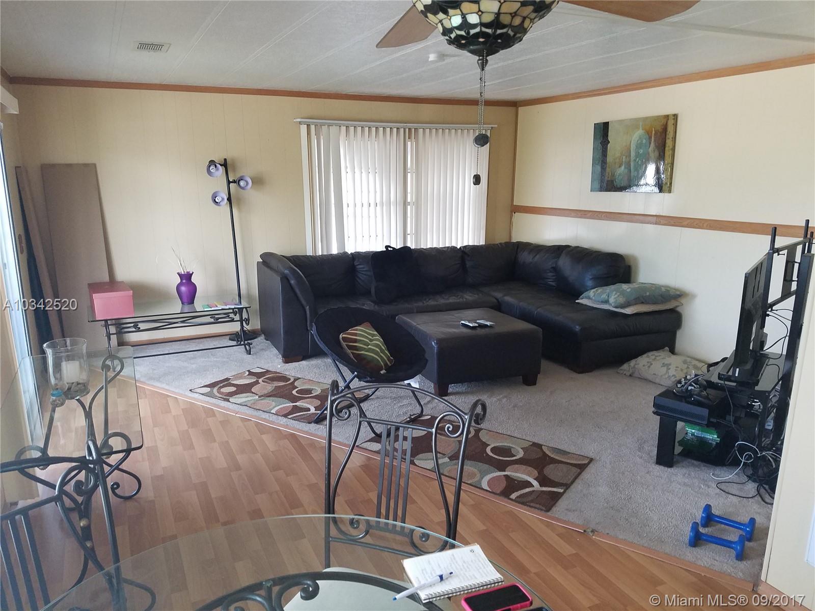 Ravenswood Estates & Mari - Residential Lease